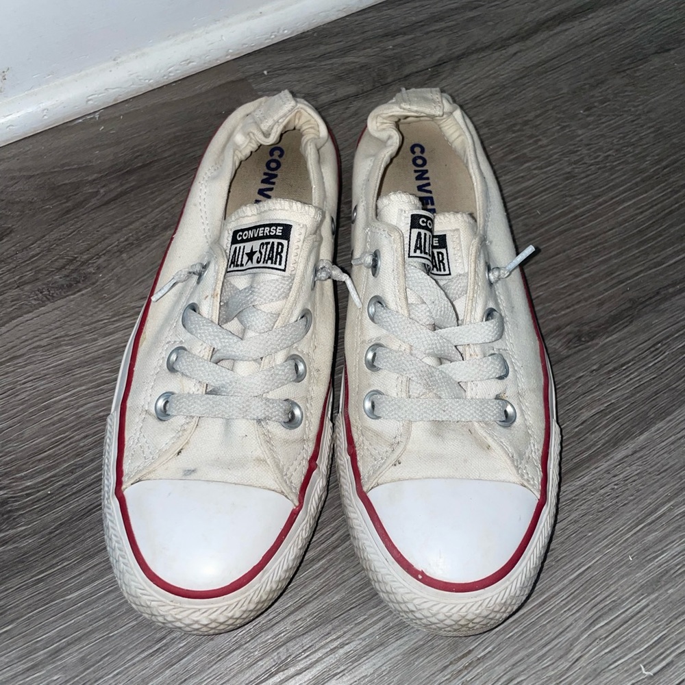 White Converse All-Star 
Women’s Size 8